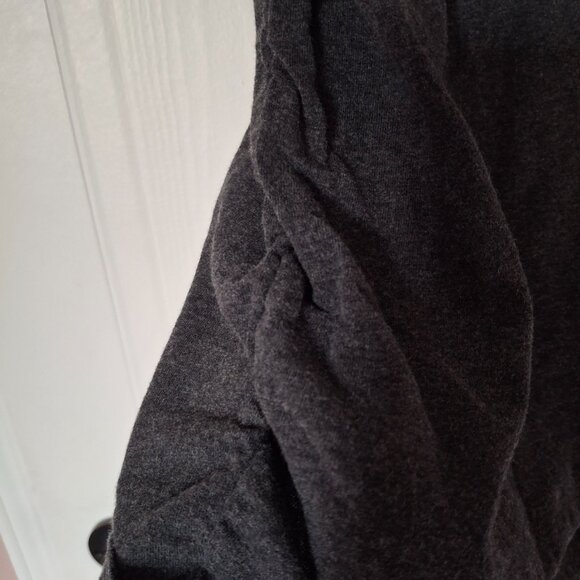 Bench Tshirt - Picture 5 of 6